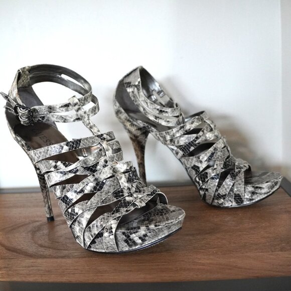 GUESS Open Toe Gladiator Snake Skin Platform Heels - Picture 6 of 9